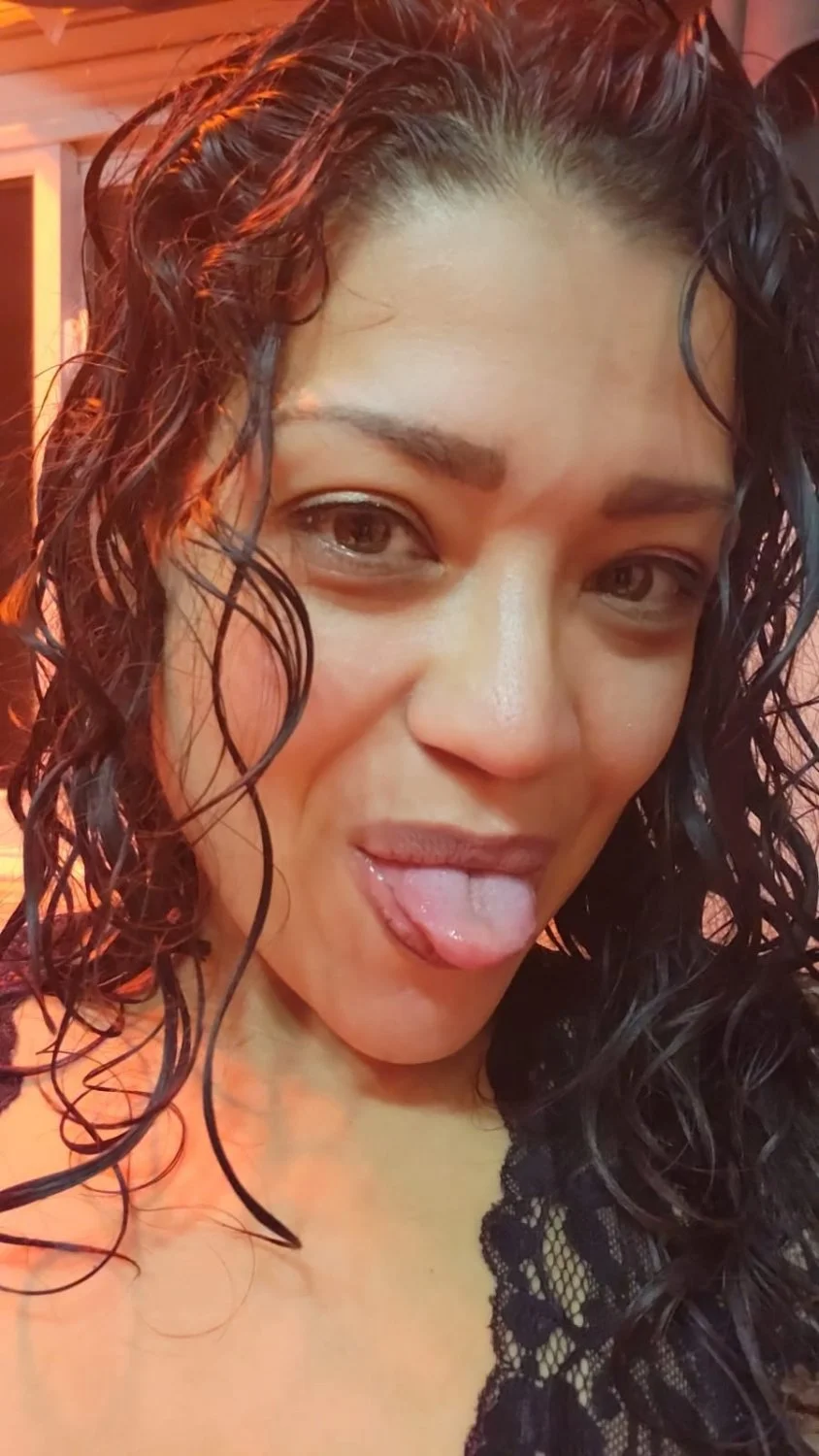 Cheating Ecuadorian 🇪🇨 milf from CT pre & post weight loss image 15