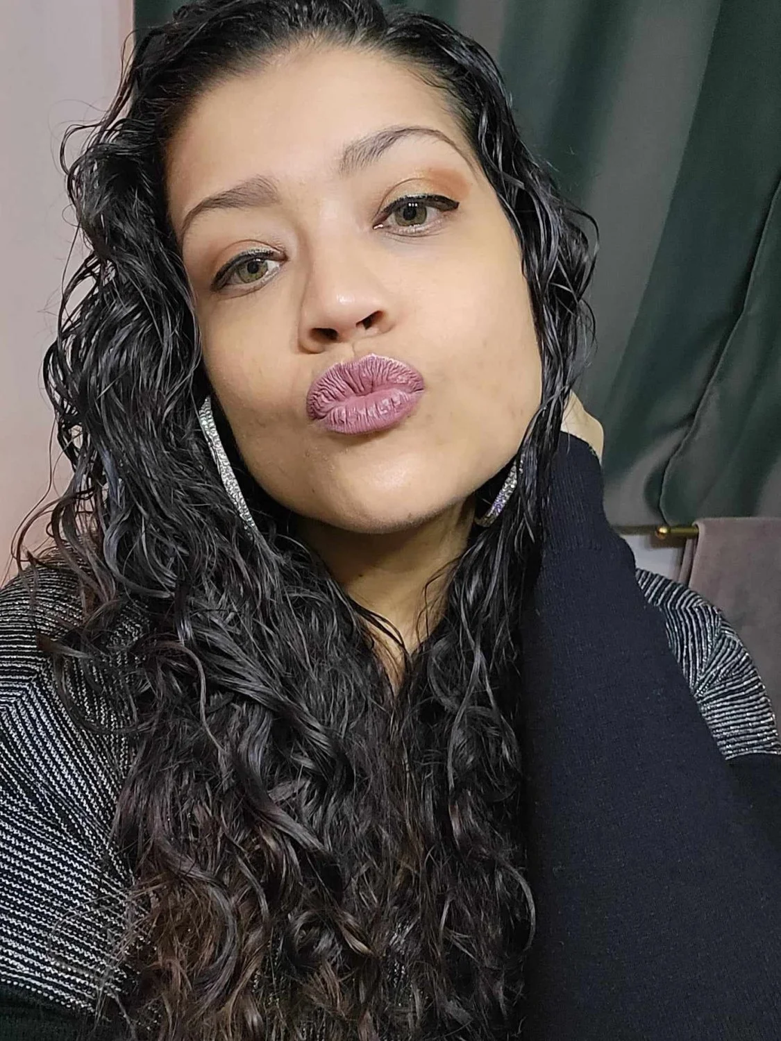 Cheating Ecuadorian 🇪🇨 milf from CT pre & post weight loss image 2