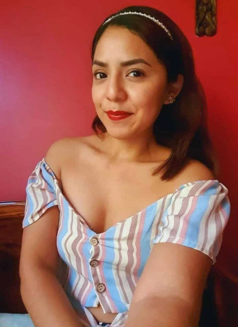 Esposo cornudo le gusta exhibir a su esposa me pidió hacerlo.quieres q exhiba a tu esposa mansa msnj image 5