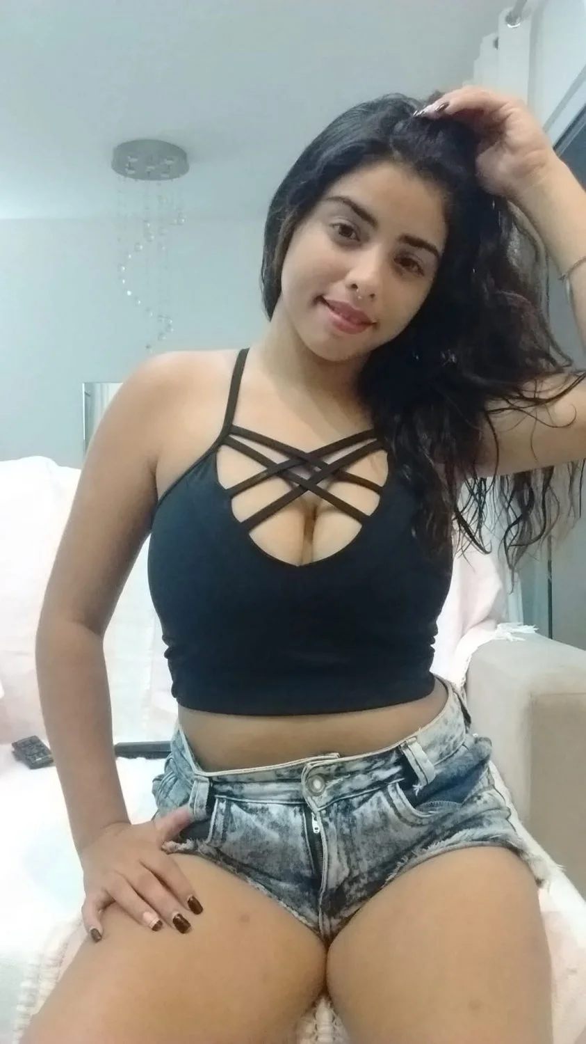 Putinha casada se exibindo escondida do corninho image 10