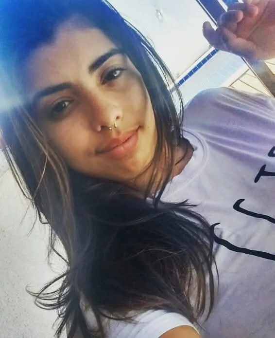 Putinha casada se exibindo escondida do corninho image 12