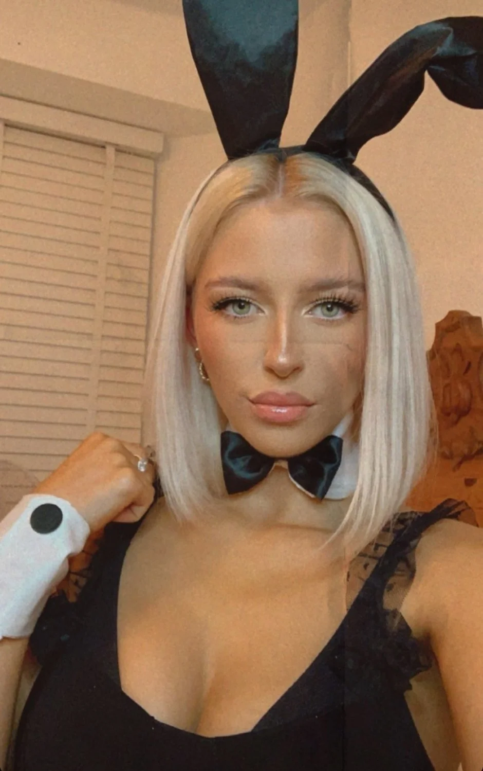 Slutty Blonde Scottish Chav image 3