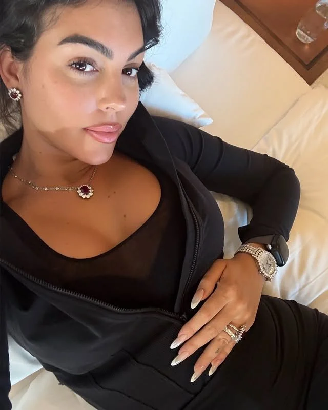 Georgina Rodríguez 🤤 image 4