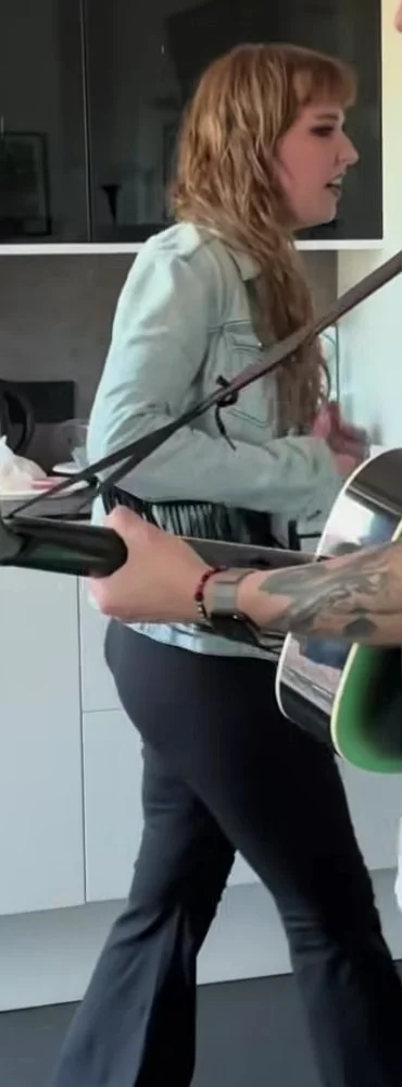 Lzzy Hale 9 image 18