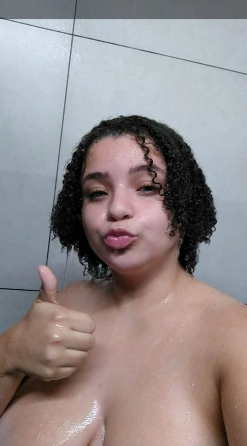 Gordinha das dancinhas do kwai vazou exibindo os peitões erome videos novos vazados amadores image 5