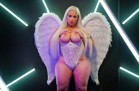 MZ DANI🍑 image 13