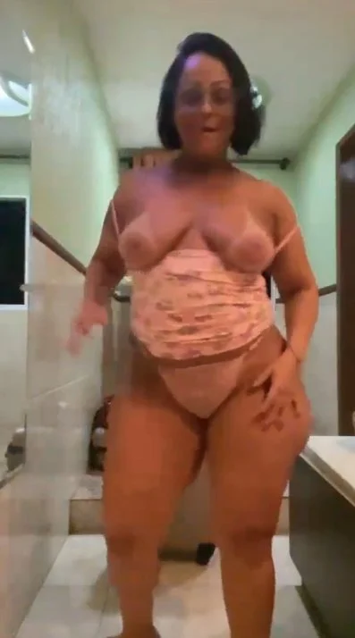 rabuda amaro darlene image 39