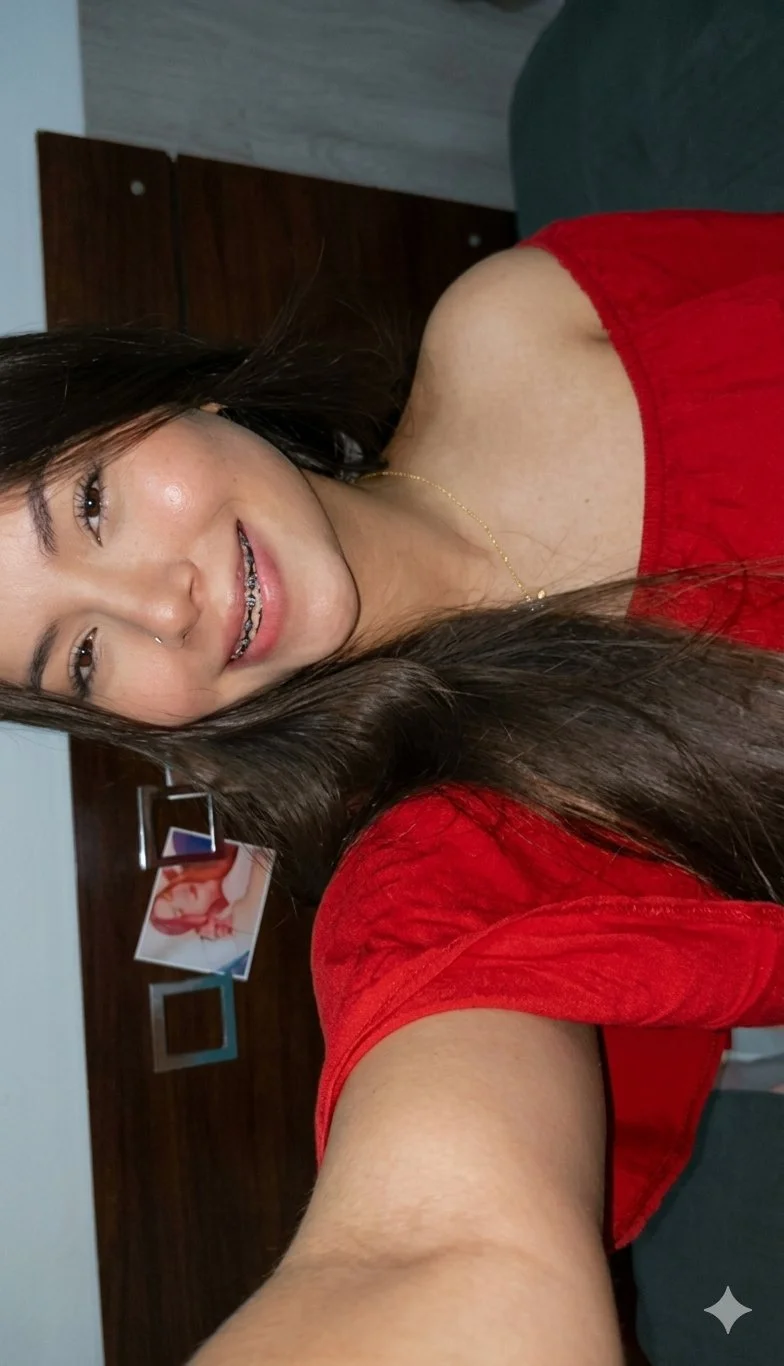 Namorado Vazou fotos de novinha pelada na cama mostrando a bucetinha image 4