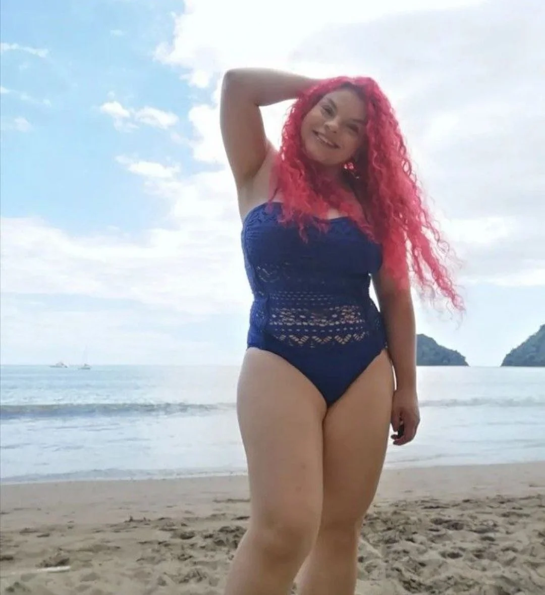 Melany chubby image 33