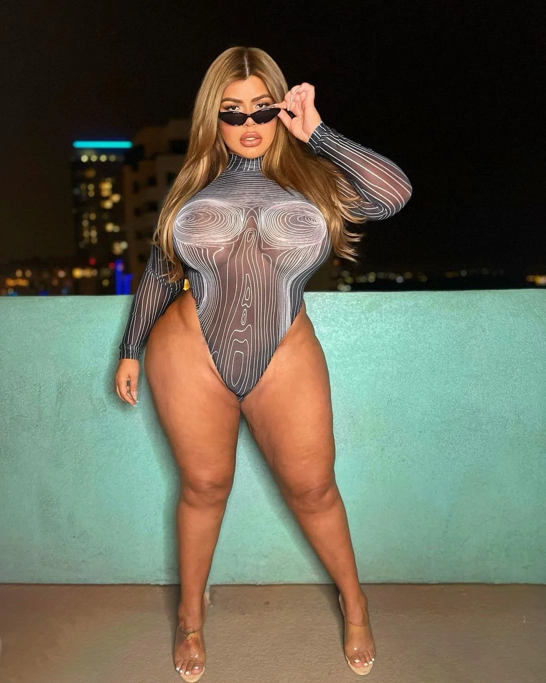 Mìchëllē Mēndëz Gordinha Loira Gostosa image 27