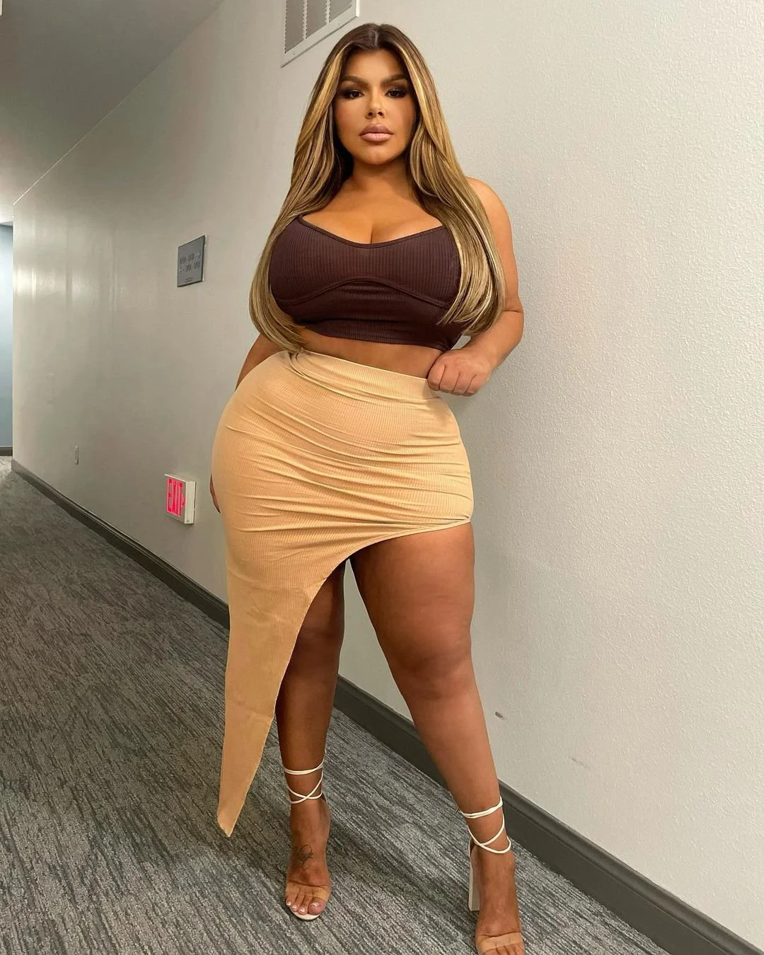 Mìchëllē Mēndëz Gordinha Loira Gostosa image 28