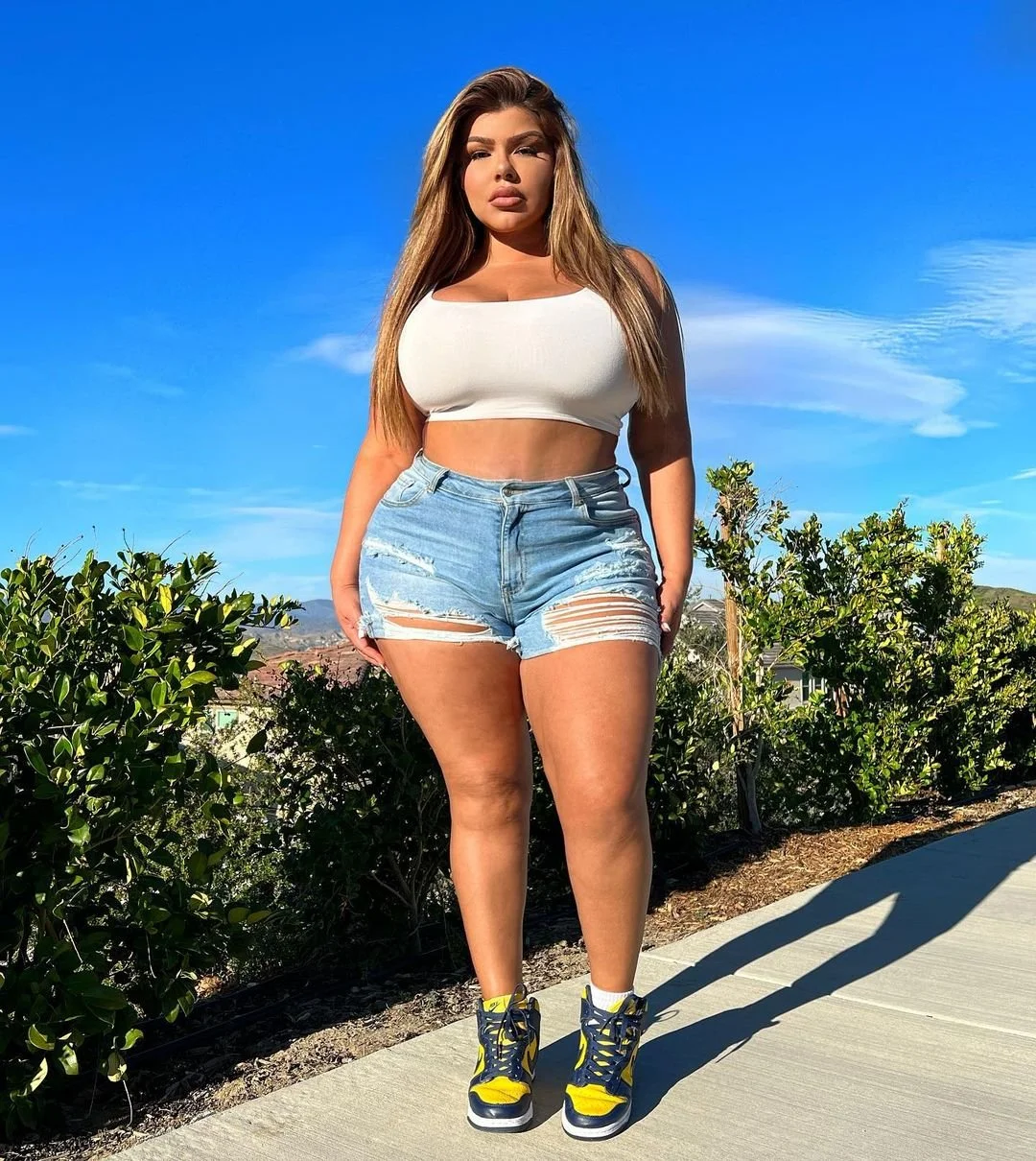 Mìchëllē Mēndëz Gordinha Loira Gostosa image 36