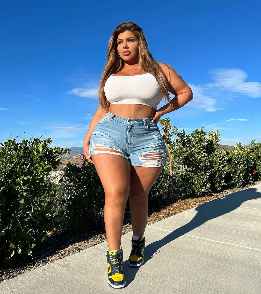 Mìchëllē Mēndëz Gordinha Loira Gostosa image 39