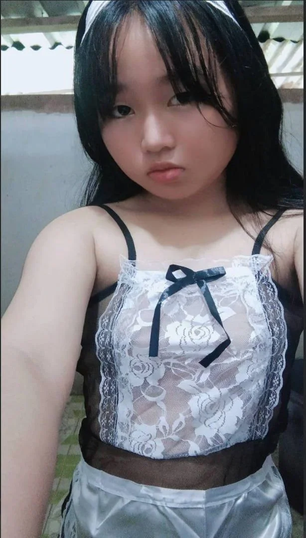 Little girl image 10