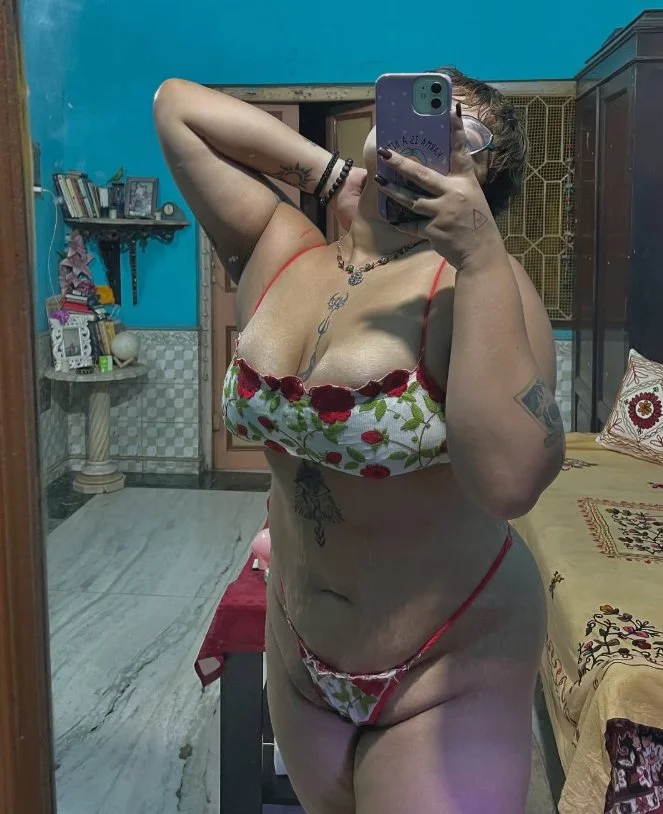 491 - Chubby Tatted Indian girl image 7