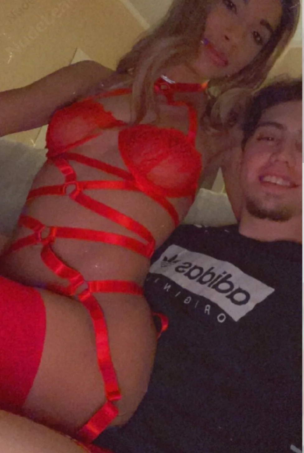 Kailee Scott | Amateur Teen Couple Sextape Homemade image 25
