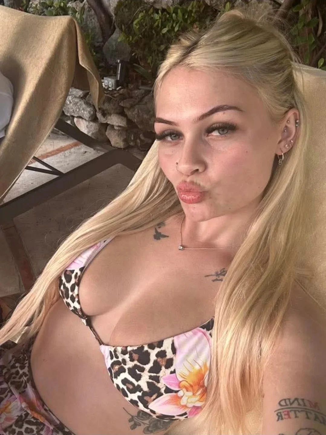 Kacey, 19, Tatted teen shows nudes image 3
