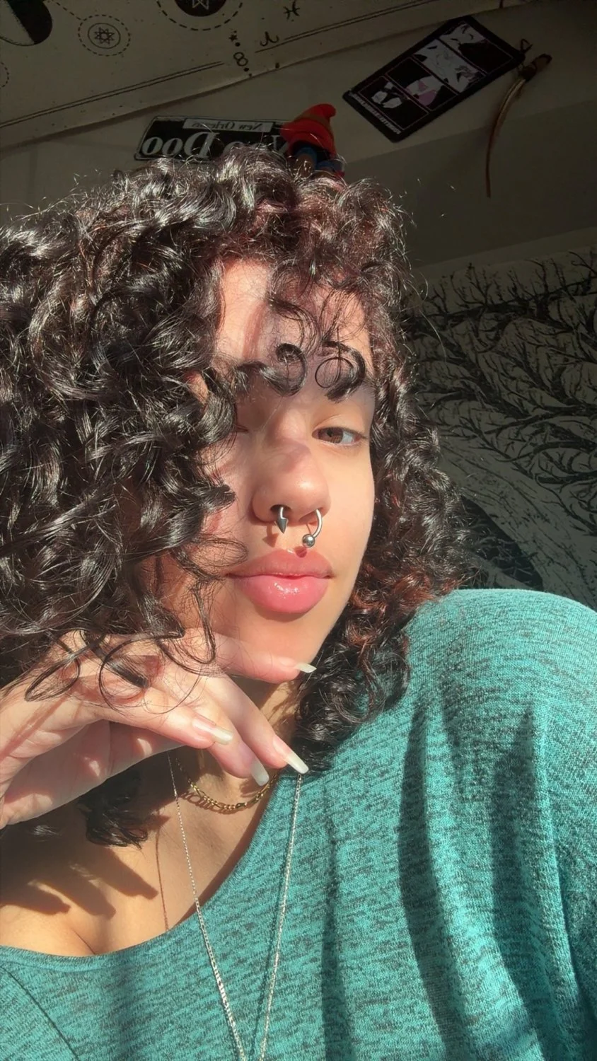 Lightskin baddie image 18