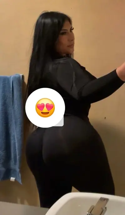 Leslybratx huge bump cover image