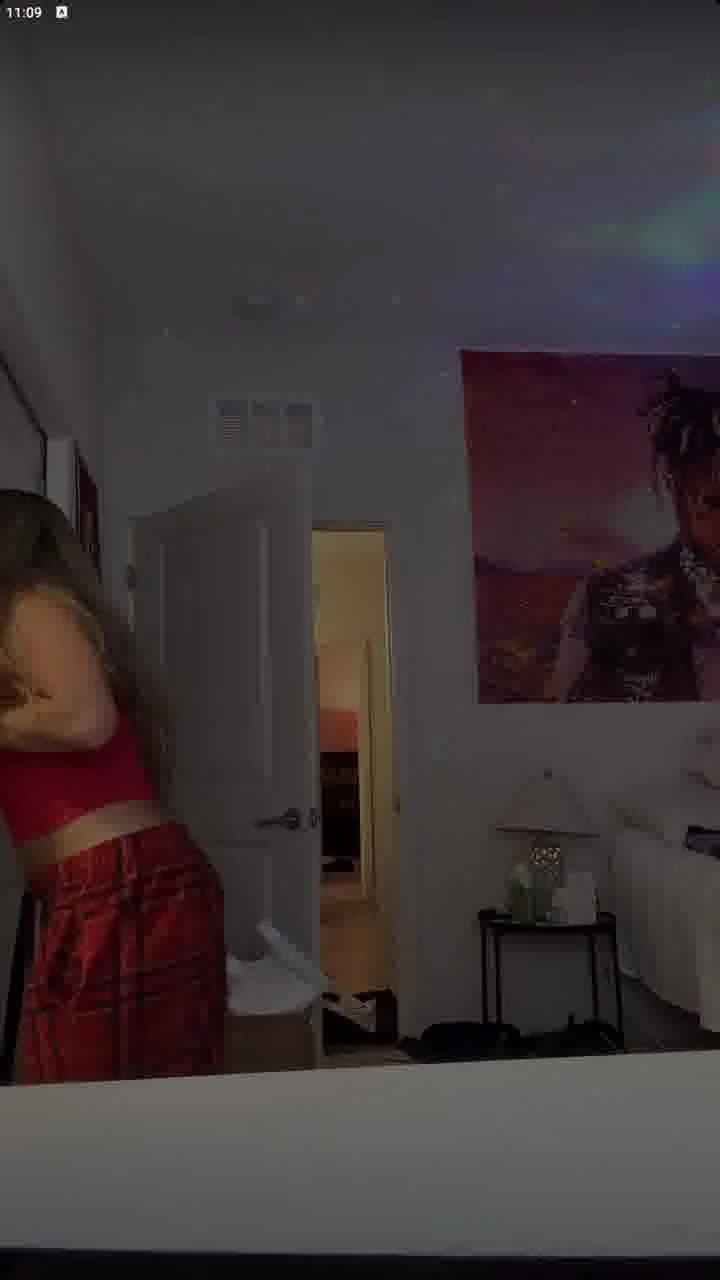 tiktok live bouncing sluts image 3