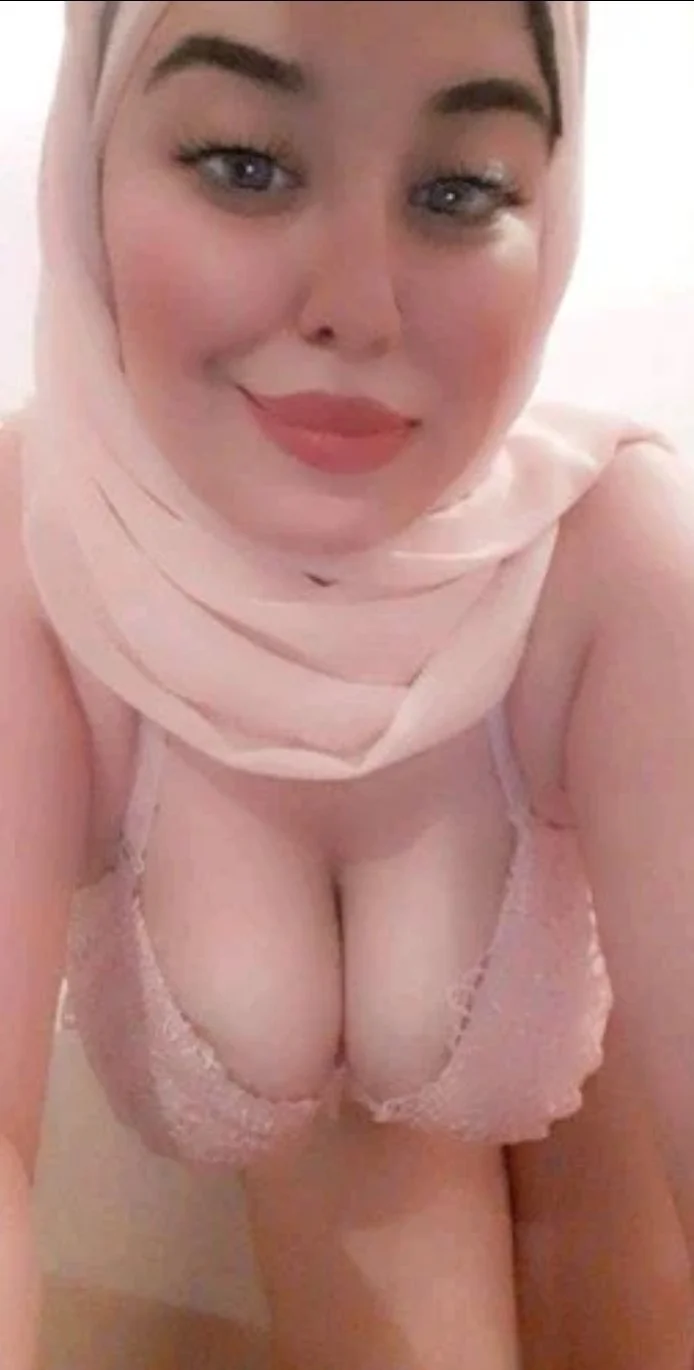 Hijab prostitute with the man she met image 2