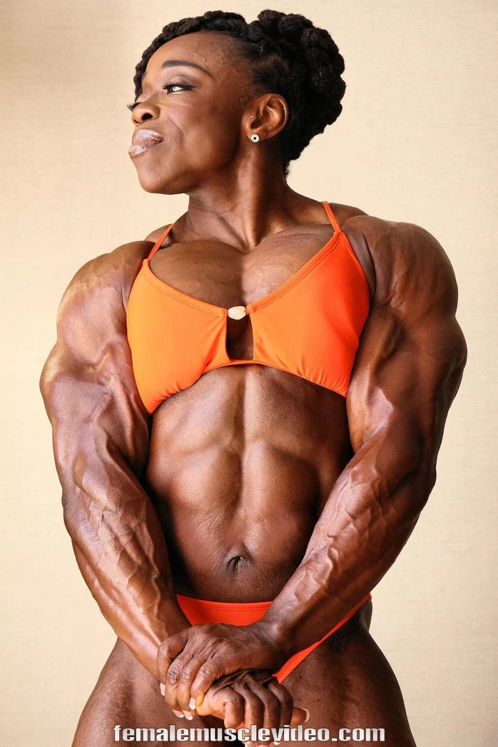 Mrs Givan, spermatic bodybuilding negress image 9
