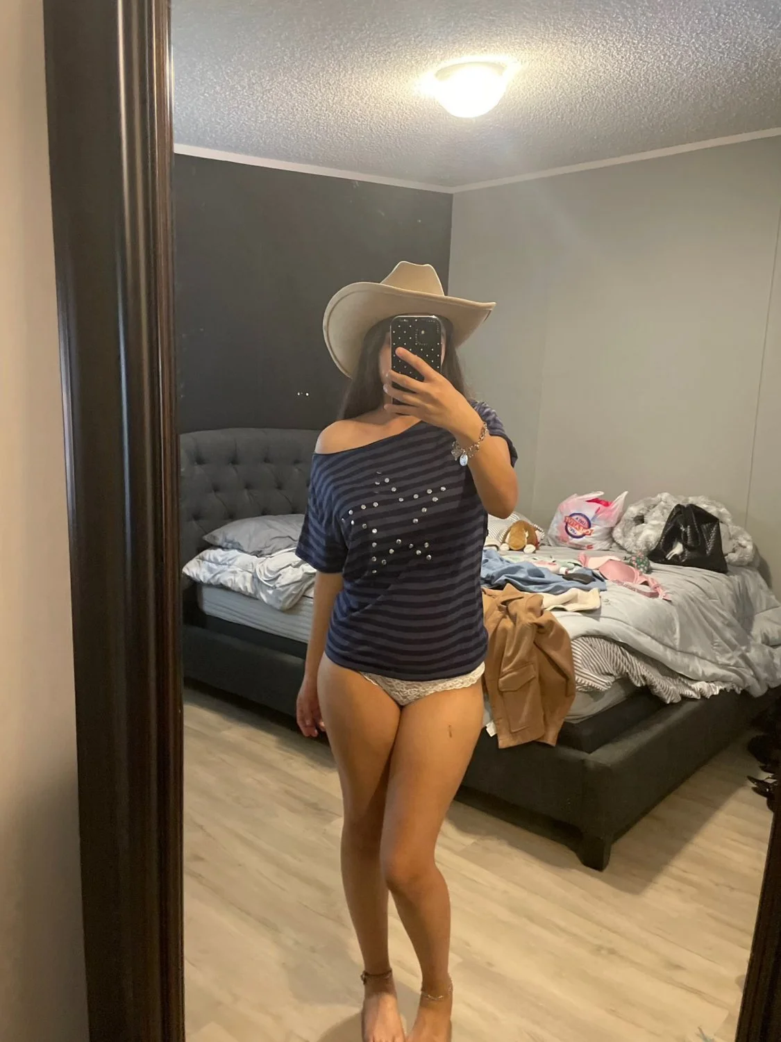 Slutty Latinas STX image 36