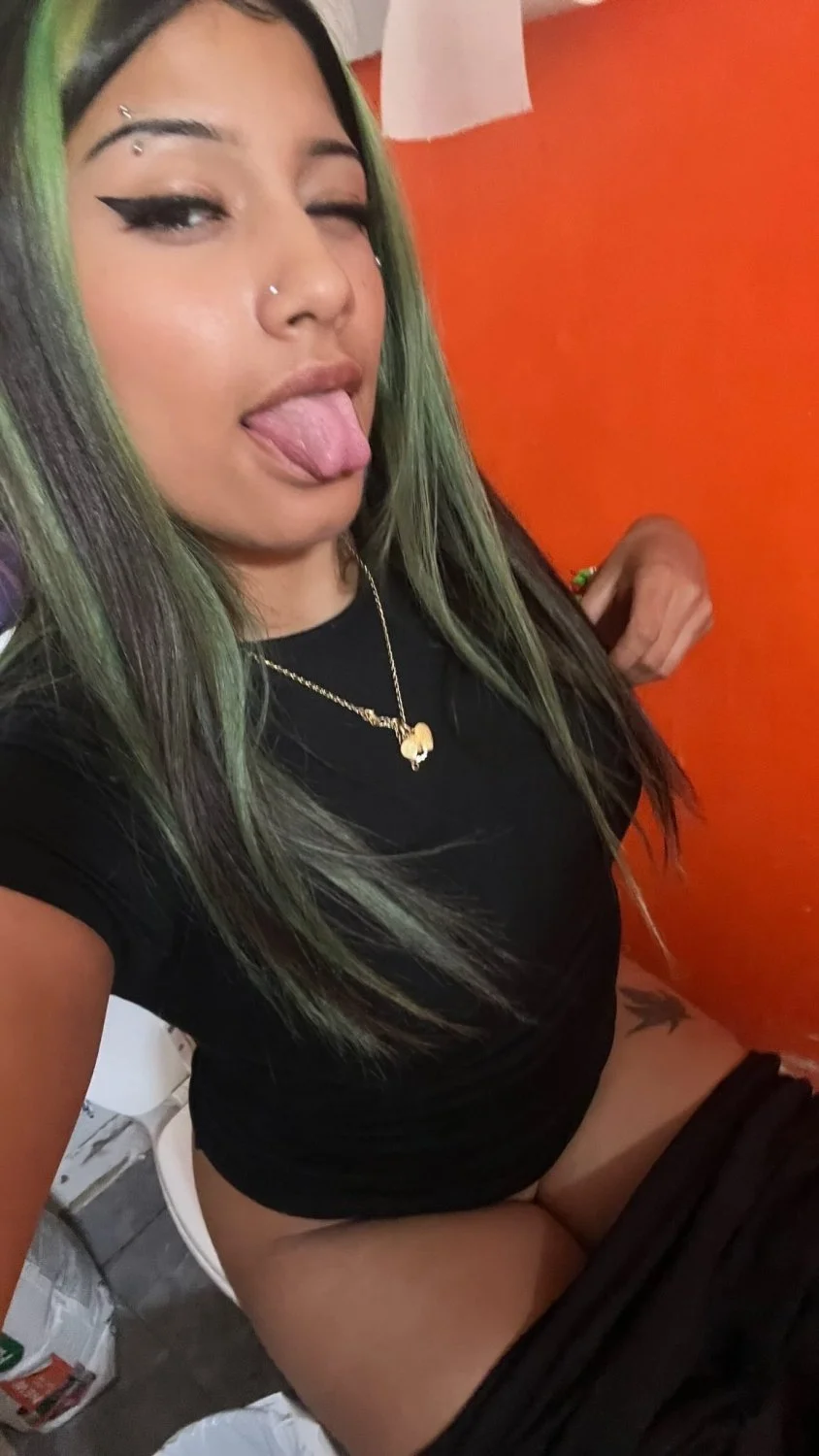 Slutty Latinas STX image 4