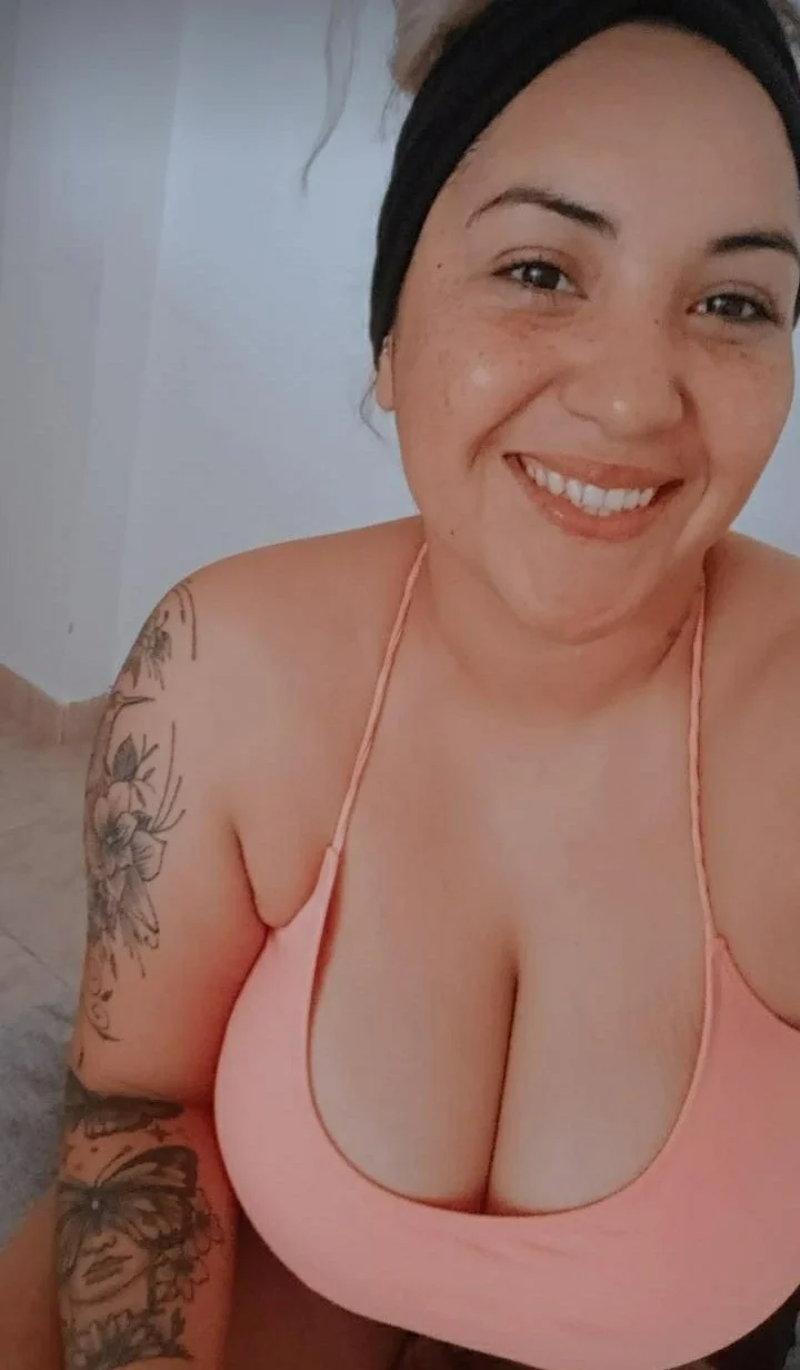 Gordita tetona image 5