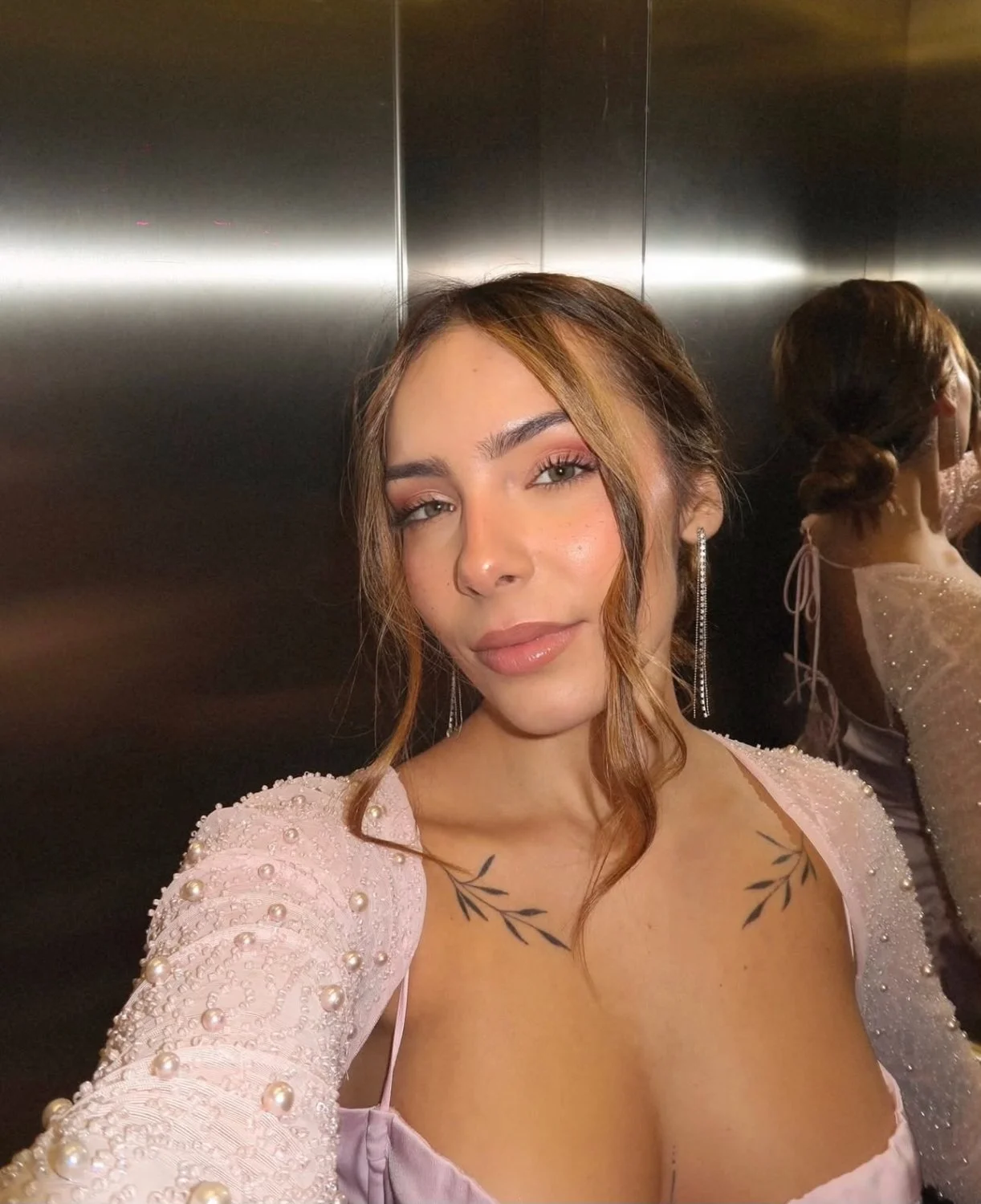 Spanish cum loving whore Claudia image 6
