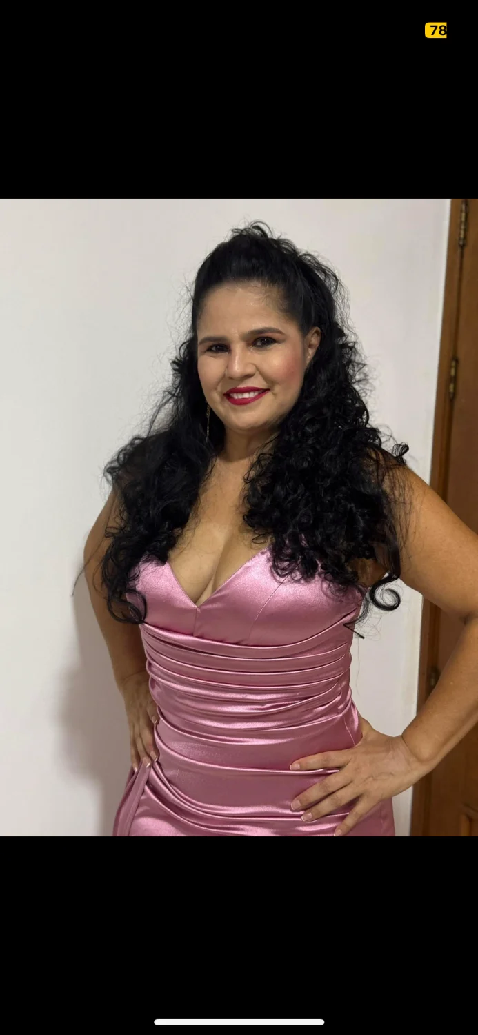 Amigas chulas 2 image 19