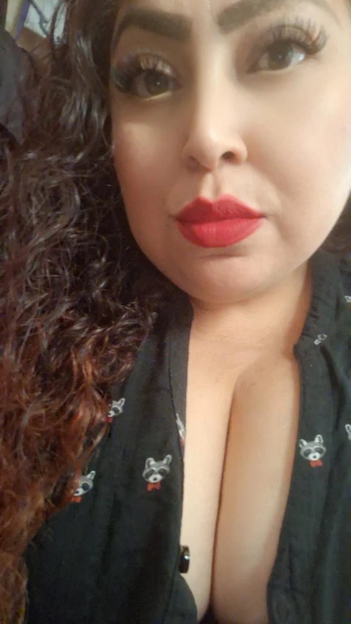 Amigas chulas 2 image 20