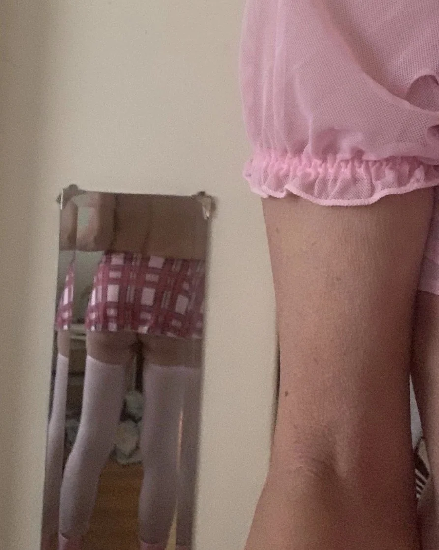MILF in stockings image 5