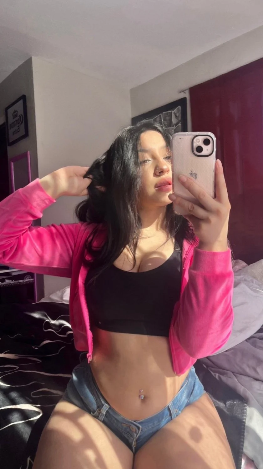 Baddie from Fort Lewis College. F**ked her twice bbc only ♠️ image 2