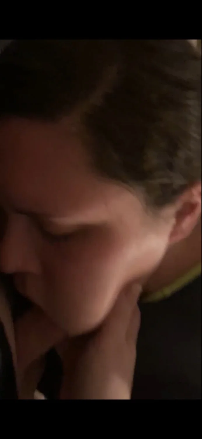 Tori wants to be seen sucking dick main image