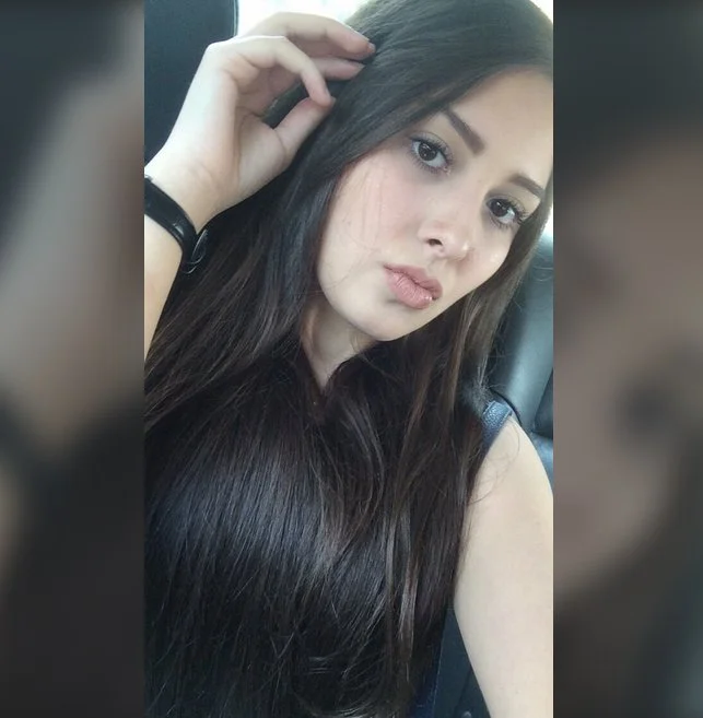 Mayra novinha gostosa main image