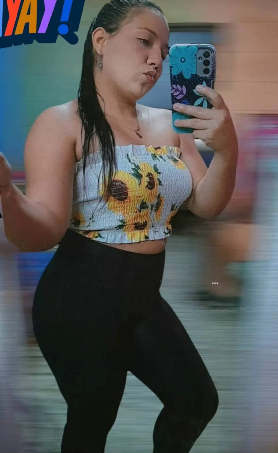 Sexy milf image 17