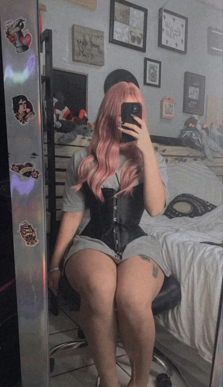 La sexy puta tatuadora Susana Domínguez image 34