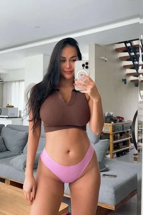 Sum thicc Asian hotbabe amazing tits Leaks main image