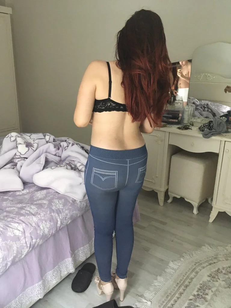 Turkish milf Eda image 11