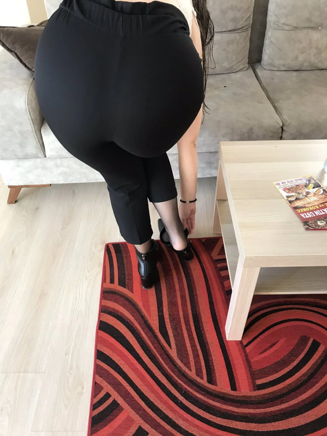 Turkish milf Eda image 6