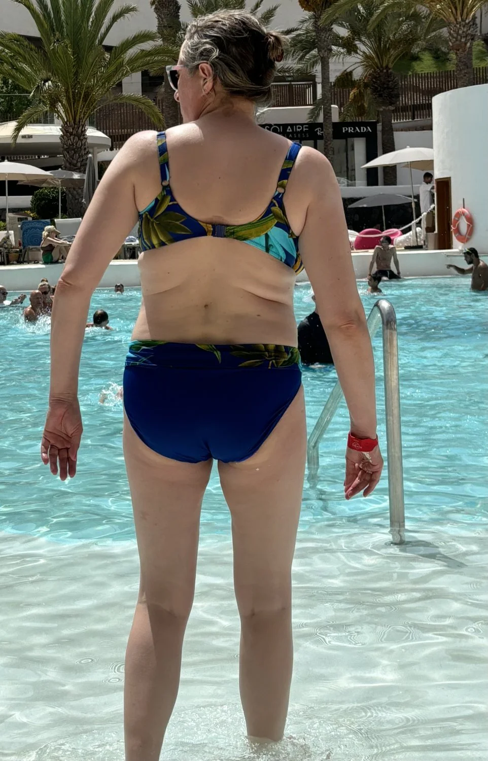 Milf image 6
