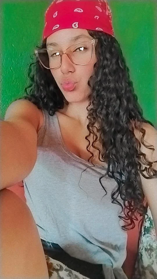 Vazou foto de novinha gostosa mostrando os peitinhos pro amigo image 4