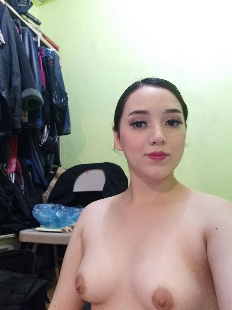 Tetas Pequeñas Pero Ricas image 3