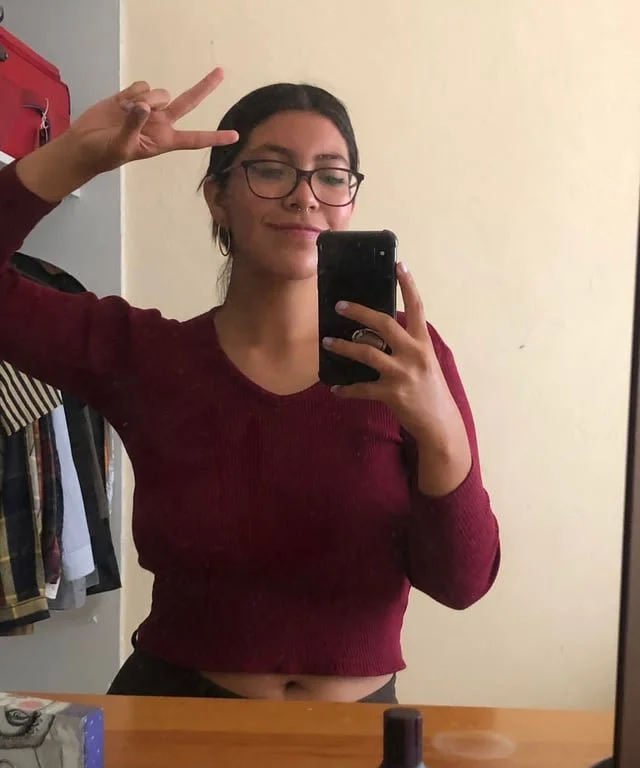 El que quiera quemar o exhibir a una infiel o puta manda mensajes main image