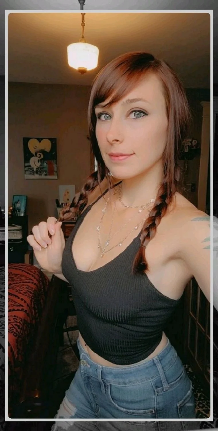 Webslut-Sexy Whore Wife-Lost image 35