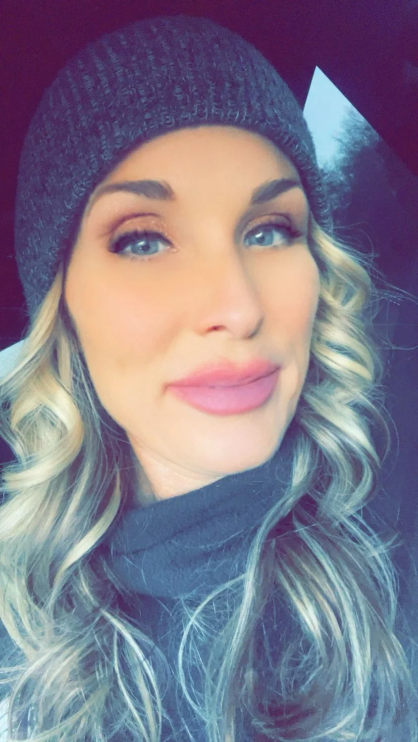 HotWife image 5