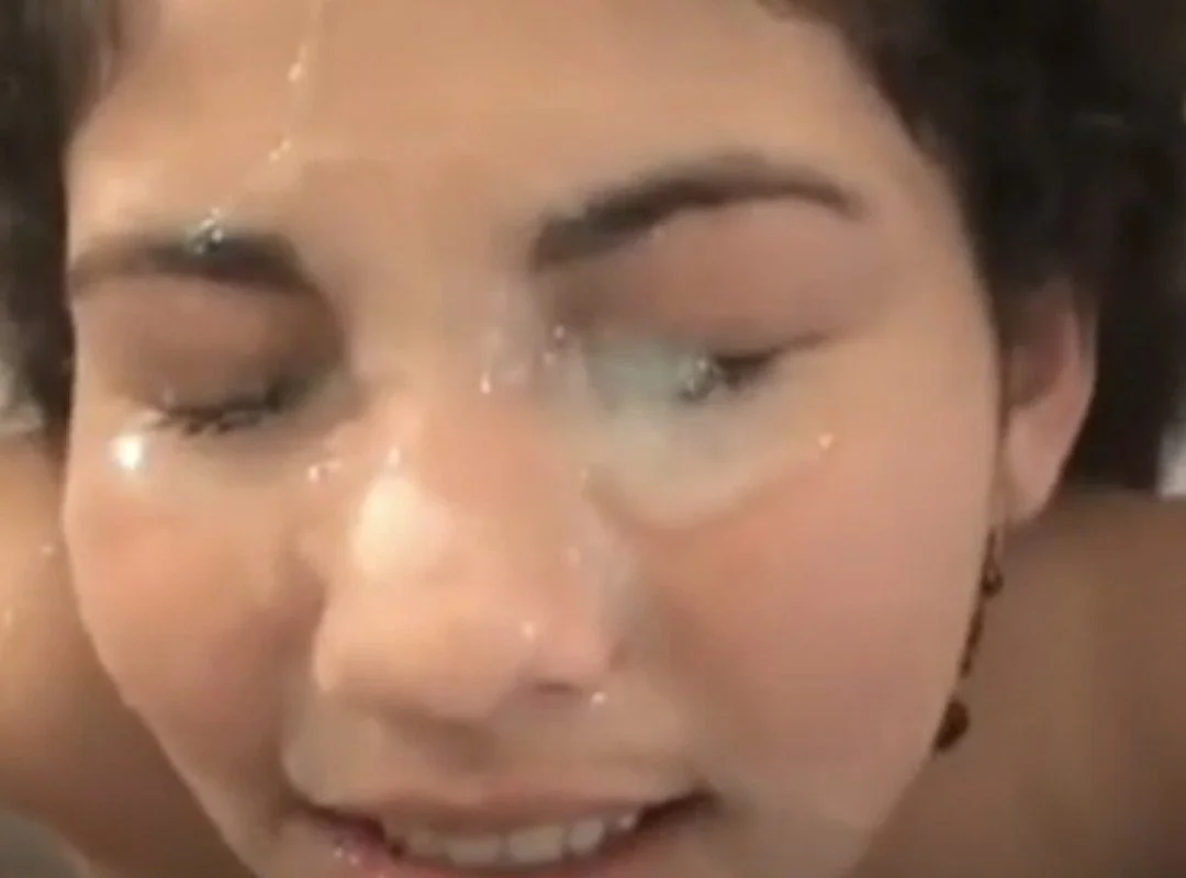 Brazilian double facial cum shower cute brunette Talita image 16