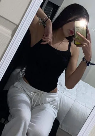 Aporte "pendeja exhibida por puta" image 2