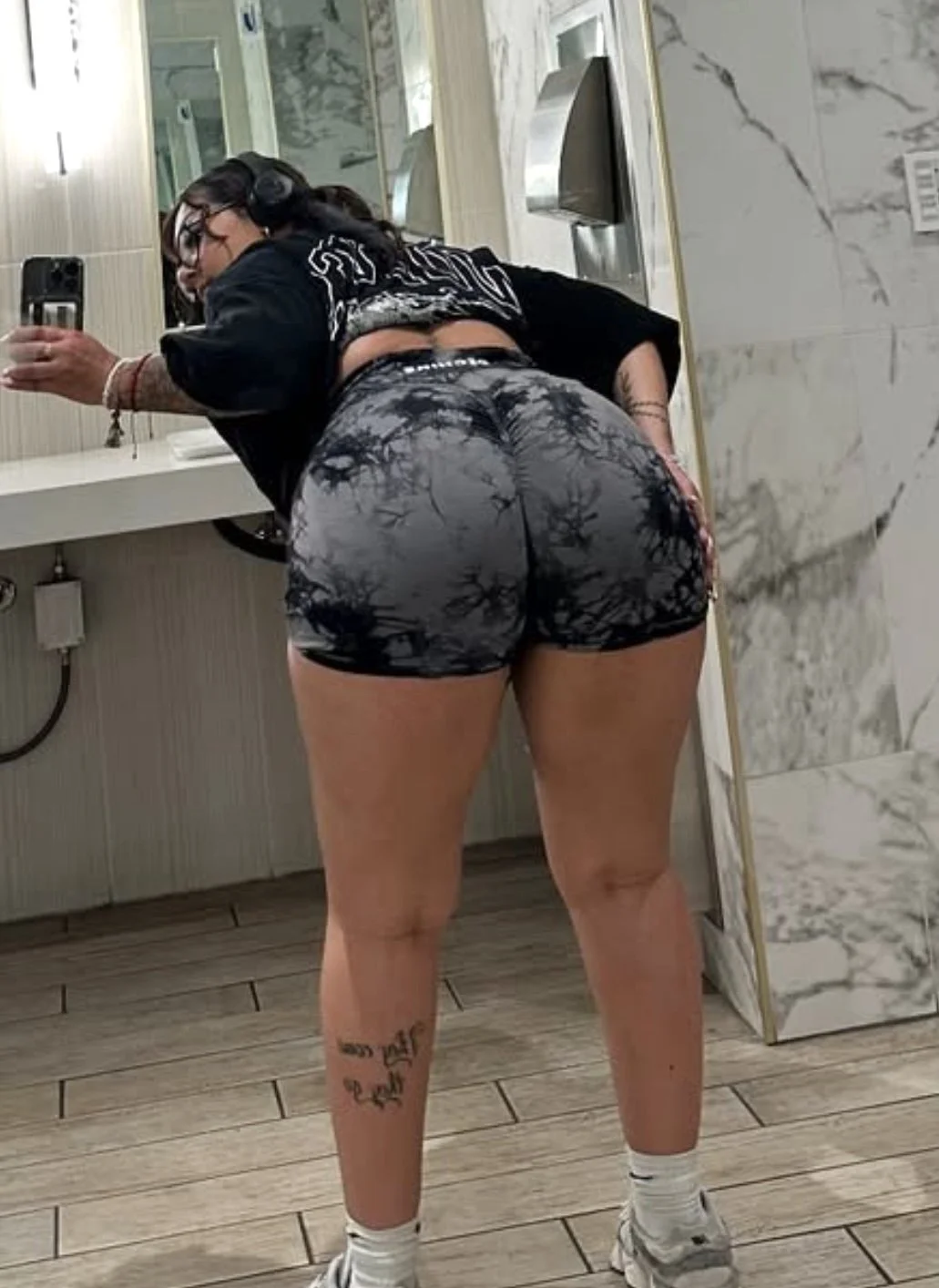 Breedable thick ass irl latina from my gym deserves to be treated like a cum dumpster image 8